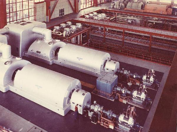 Centrale termoelettrica di La Spezia dell'ENEL - Sala macchine - Turboalternatori della Ercole Marelli