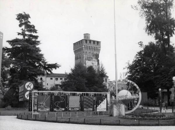 Mostra della tessitura e della ceramica di Vicenza 1952 - Stand Pellizzari