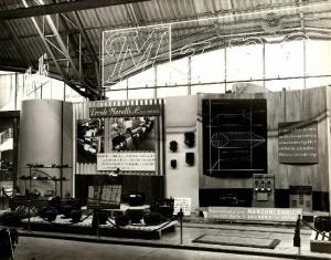 Mostra del cotone e delle fibre artificiali e sintetiche di Busto Arsizio 1955 - Stand della Ercole Marelli