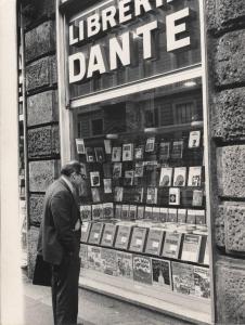 Milano - Via Dante - Libreria Dante - Vetrina