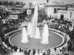 Milano - Fiera campionaria del 1926 - Piazza Italia - Fontana