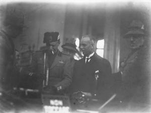 Milano - Fiera campionaria del 1930 - Visita di Augusto Turati, segretario del Partito nazionale fascista