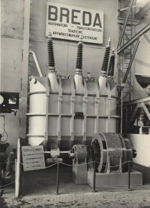 Milano - Fiera campionaria del 1951 - Trasformatore e apparecchiature elettriche della Breda