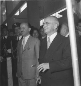 Milano - Fiera campionaria del 1953 - Visita del presidente della Repubblica Luigi Einaudi