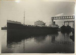 Marghera - Cantiere navale Breda - Riparazioni navali - Motocisterna "Luisa" da 13.000 tonnellate