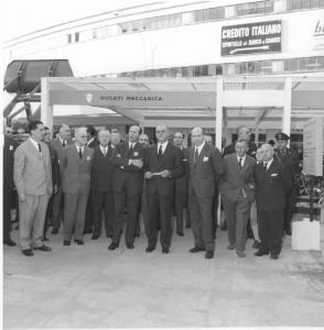 Milano - Fiera campionaria del 1961 - Padiglione della Breda - Visita del ministro delle Partecipazioni Statali Giorgio Bo
