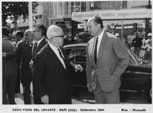 Bari - Fiera del Levante del 1964 - Padiglione della Breda - Visita del ministro per la Cassa del Mezzogiorno Giulio Pastore