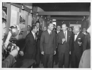 Bari - Fiera del Levante del 1964 - Padiglione della Breda - Visita del Presidente del Consiglio dei Ministri Aldo Moro
