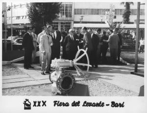 Bari - Fiera del Levante del 1966 - Padiglione della Breda - Visita del ministro per la Cassa del Mezzogiorno Giulio Pastore