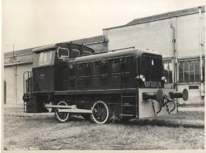Ernesto Breda (Società) - Locomotiva diesel-elettrica da manovra D.250 "Naftaplin" per le Ferrovie della Jugoslavia