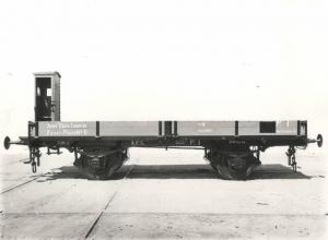 Ernesto Breda (Società) - Carro ferroviario a sponde aperte tipo basso con cabina frenatore