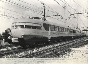Linea ferroviaria Milano-Verona - Elettrotreno ETR 251 "Arlecchino" per le Ferrovie dello Stato (FS) in corsa di prova