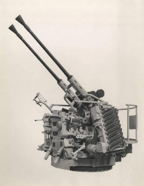 Ernesto Breda (Società) - Complesso binato per mitragliatrice Bofors calibro 40/70 mm