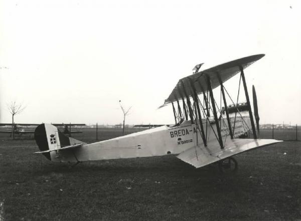 Ernesto Breda (Società) - Aereo biplano biposto da addestramento Breda A.4 con motore Colombo da 130 hp