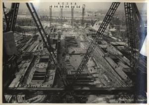 Marghera - Cantiere navale Breda - Motonavi danesi in costruzione