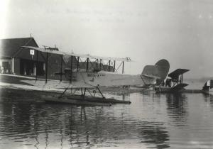 Ernesto Breda (Società) - Aereo biplano idrovolante da addestramento Breda A.4 H.S. Idro, versione idrovolante