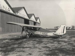 Ernesto Breda (Società) - Aereo monoplano biposto da turismo ed addestramento I-AADE tipo Breda Ba.15