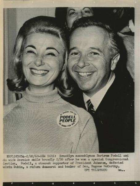 New York - Elezioni presidenziali negli Stati Uniti d'America 1968 - Ritratto di coppia - Bertram Podell e consorte