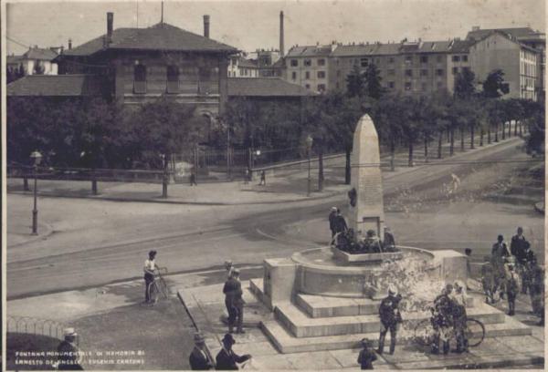 De Angeli Frua - Saronno-fontana monumentale in memoria di Ernesto De Angeli ed Eugenio Cantoni