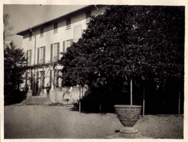 Cardina - Villa Ravasi (?) - edificio e giardino