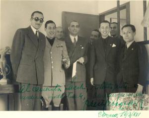 Ritratto maschile - Carlo Sacchi con le autorità del governo fascista, in azienda