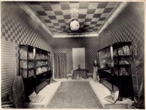 Veduta interni - esposizione - Prima Mostra Internazionale delle Arti Decorative - Villa Reale di Monza 1923 (?)