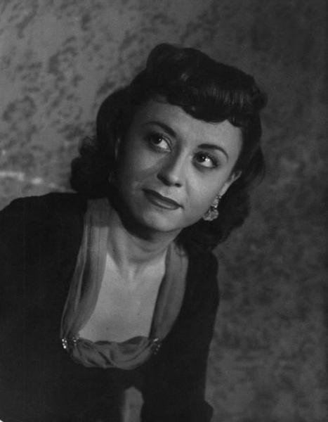 Scena del film "Senza pietà" - Regia Alberto Lattuada - 1948 - L'attrice Giulietta Masina