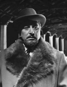 Scena del film "Il cappotto" - Regia Alberto Lattuada - 1952 - L'attore Giulio Stival