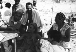 Set del film "Mafioso" - Regia Alberto Lattuada - 1962 - Il regista Alberto Lattuada con l'attrice Norma Bengell