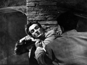 Scena del film "Anna" - Regia Alberto Lattuada - 1951 - Gli attori Vittorio Gassman e Raf Vallone, di spalle