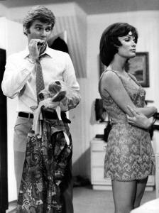 Scena del film "Addio, Alexandra" - Regia Enzo Battaglia - 1969 - Gli attori Colette Descombes e Glenn Saxson