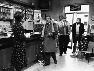 Scena del film "Amici miei" - Regia Mario Monicelli - 1975 - Gli attori Ugo Tognazzi, Philippe Noiret e Gastone Moschin in un bar