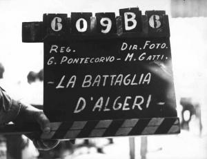 Set del film "La battaglia di Algeri" - Regia Gillo Pontecorvo - 1966 - Ciak del film