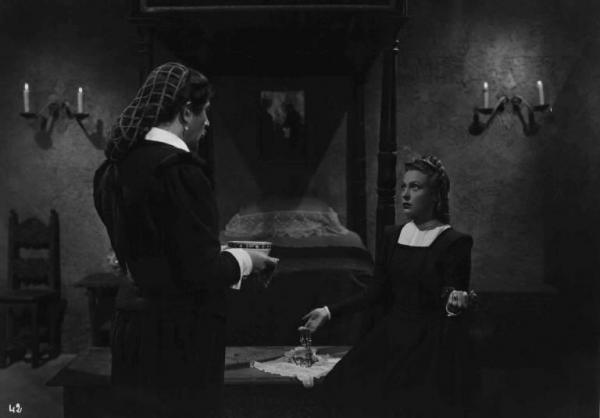Scena del film "Beatrice Cenci" - Regia Guido Brignone - 1941 - Gli attori Carola Hohn e Luigi Pavese