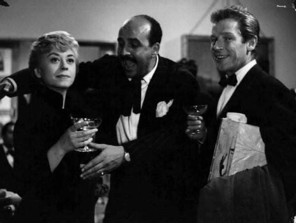 Set del film "Il bidone" - Federico Fellini - 1955 - Gli attori Richard Basehart e Giulietta Masina