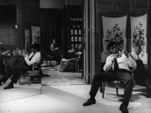 Scena dell'episodio "Il lavoro" del film "Boccaccio '70" - Regia Luchino Visconti - 1962 - Gli attori Romy Schneider e Tomas MIlian