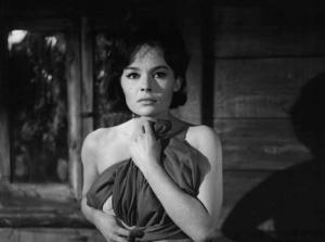Scena del film "Un branco di vigliacchi" - Fabrizio Taglioni - 1962 - L'attrice Pascale Petit