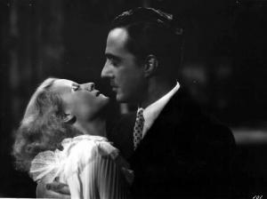 Scena del film "Castelli in aria" - Regia Augusto Genina - 1939 - Gli attori Lilian Harvey e Vittorio De Sica