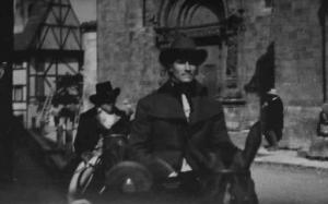 Scena del film "Il Conte di Brechard" - Regia Mario Bonnard - 1938 - L'attore Amedeo Nazzari a cavallo