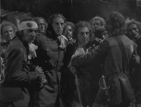 Set del film "Il Corsaro Nero" - Regia Amleto Palermi- 1936- Un gruppo di attori non identificati vestiti da soldati.