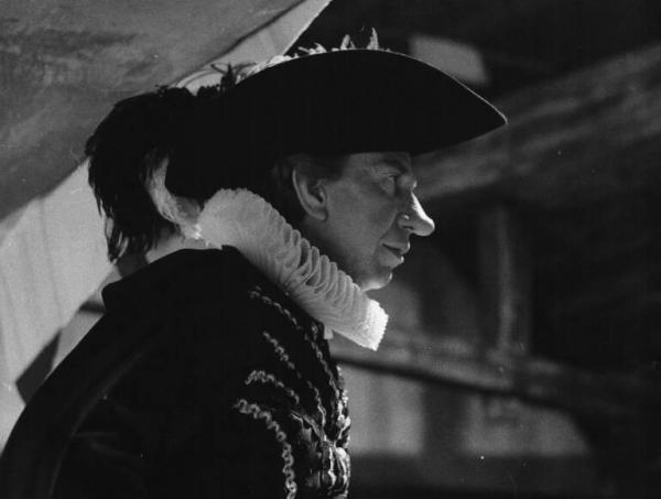 Fotografia del film "Cyrano e d'Artagnan" - Regia Abel Gance 1963 - L'attore José Ferrer nei panni di Cyrano .