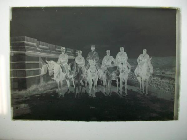 Ritratto di gruppo - Militari a cavallo - Sei componenti dei Savari Libici