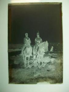 Ritratto di gruppo - Militari a cavallo - Due componenti dell'esercito italiano - Reparto cavalleggeri di stanza in Eritrea e Libia