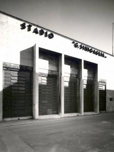 Casa del balilla Giuseppe Sinigaglia / Il grande portale