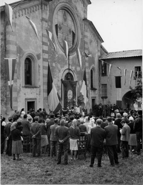 Raduno per il decimo anniversario della fondazione "Associazione delle Comunità Montane della Provincia di Como" / Celebrazione della messa