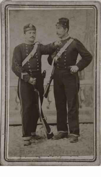 Ritratto di due militari dell'Arma dei Carabinieri