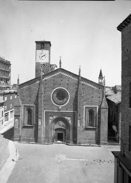 Mortara (Pv) - chiesa - S. Lorenzo - facciata