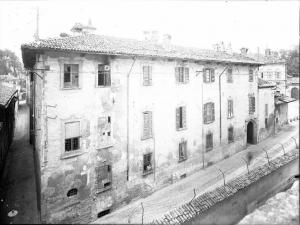 Pavia - Via S.Martino - Casa Orlandi - Collegio Castiglioni Brugnatelli - Facciata
