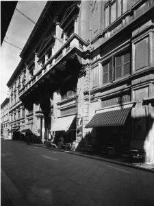 Pavia - corso Strada Nuova (già Corso Vittorio Emanuele) - Palazzo Arnaboldi Gazzaniga - facciata