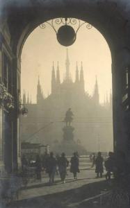 Milano - Piazza del Duomo - Monumento a Vittorio Emanuele II